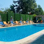 Sea Star Hotel 2*