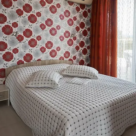 Хотел Sea Star Приморско